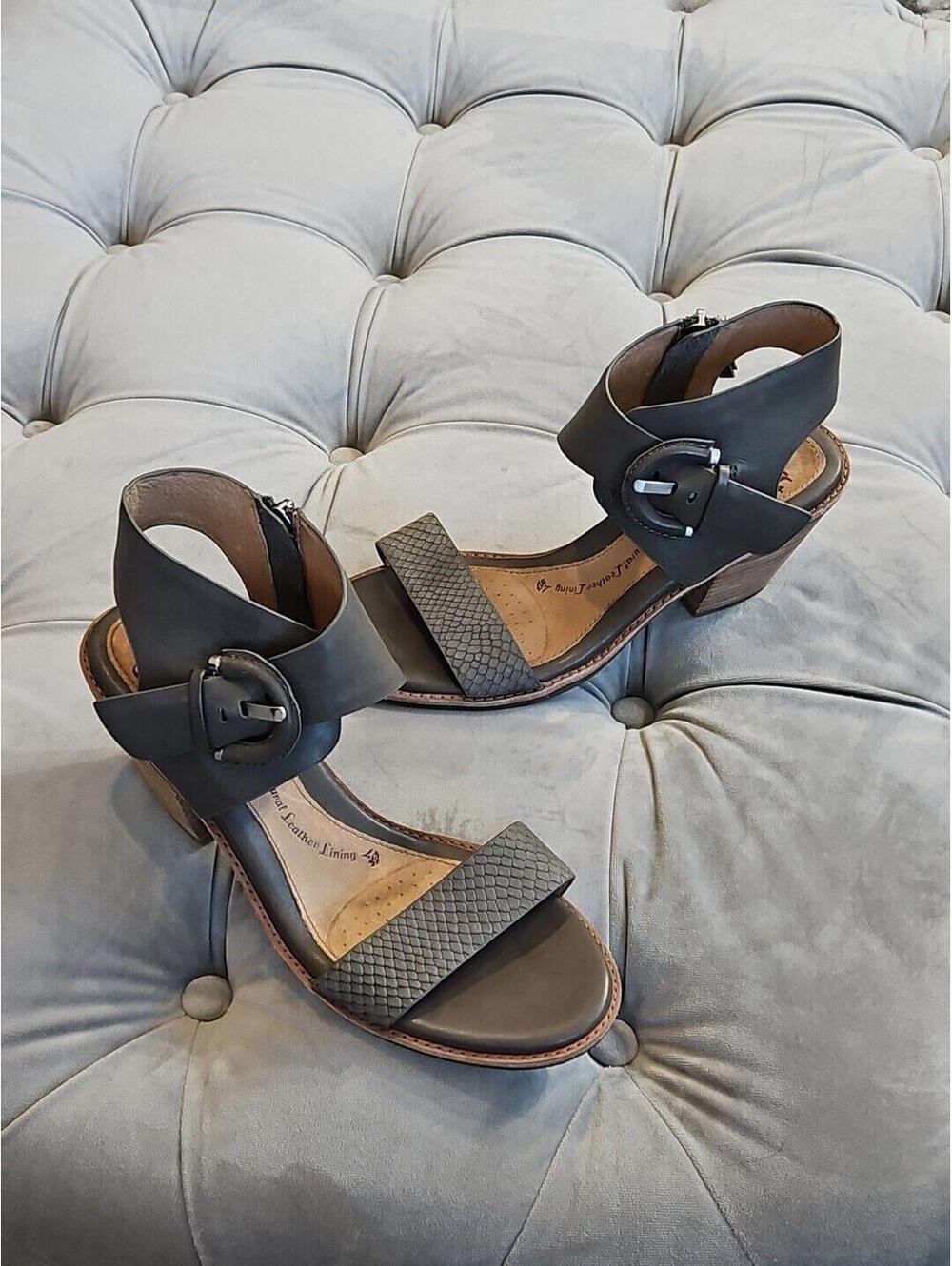 Sofft Velora Grey Leather Snakeskin Wedge Buckle Slingback Sandle Womens Shoes 8